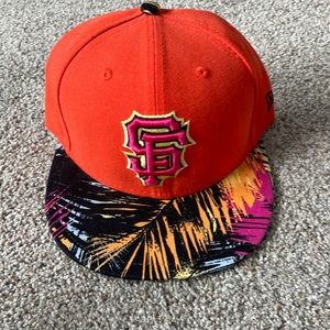 Men’s 9Fifty fitted baseball hat.